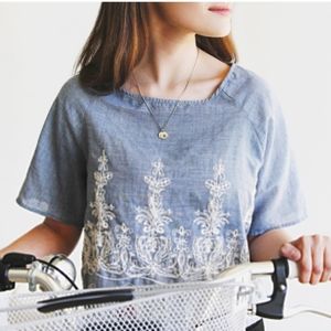 Fefrancesca's Mi Ami Blue Embroidered Chambray Denim Cropped Shirt Top Large